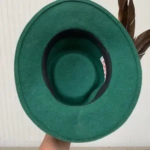 Vintage | Accessories | Green Hat Capo Design Couture  display picture 3